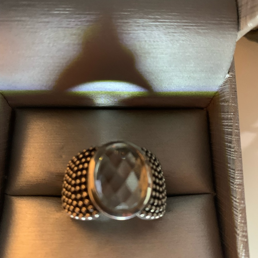 Michael Dawkins ring Size 7 beaded ring with stone